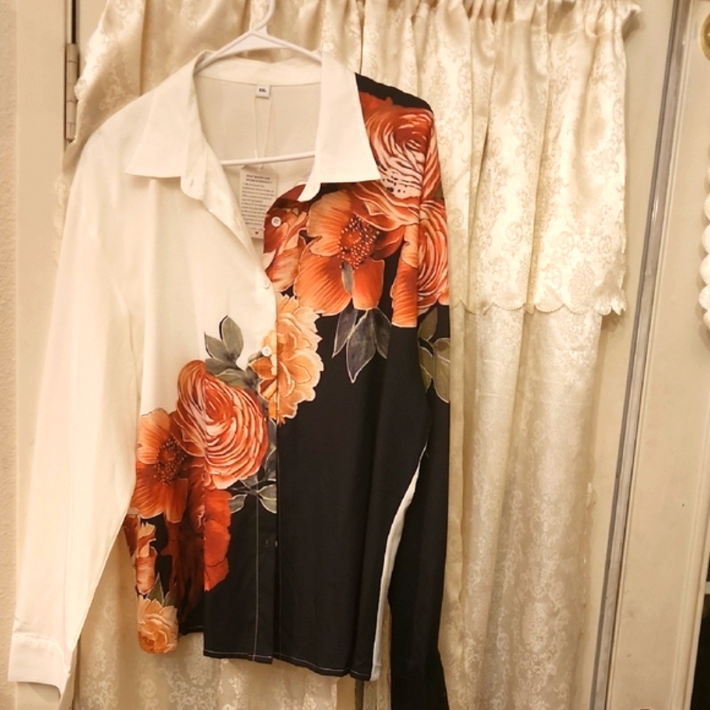 Floral Button-Up Shirt in Navy, Coral and White